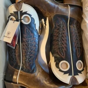 Cowboy Boots Liquidation Pallet Wholesale 100+ Pairs at Pallet Spot Liquidator